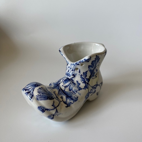 Old Foley James Kent Boot Shoe with Blue Chrysanthemum 1950s Staffordshire Engla - Picture 4 of 10
